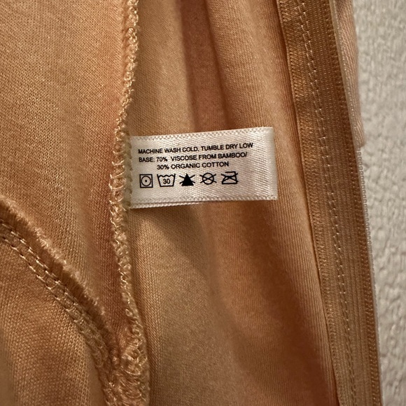 Goumi Sleeper - Picture 3 of 7